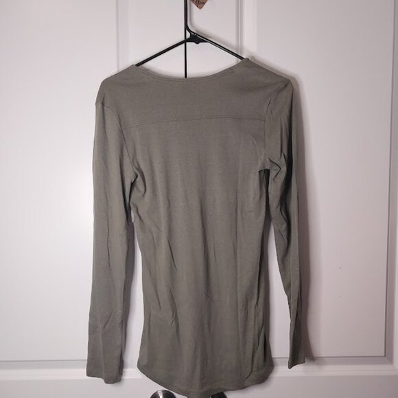 Gap Woman's Long Sleeve Blouse - Picture 7 of 9